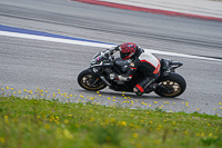 motorbikes;no-limits;peter-wileman-photography;portimao;portugal;trackday-digital-images